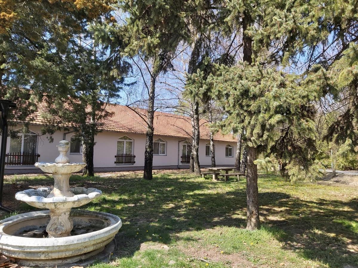A Pousada Adica Prenociste Sport Wellness Centar - Bazeni Ada Exterior foto